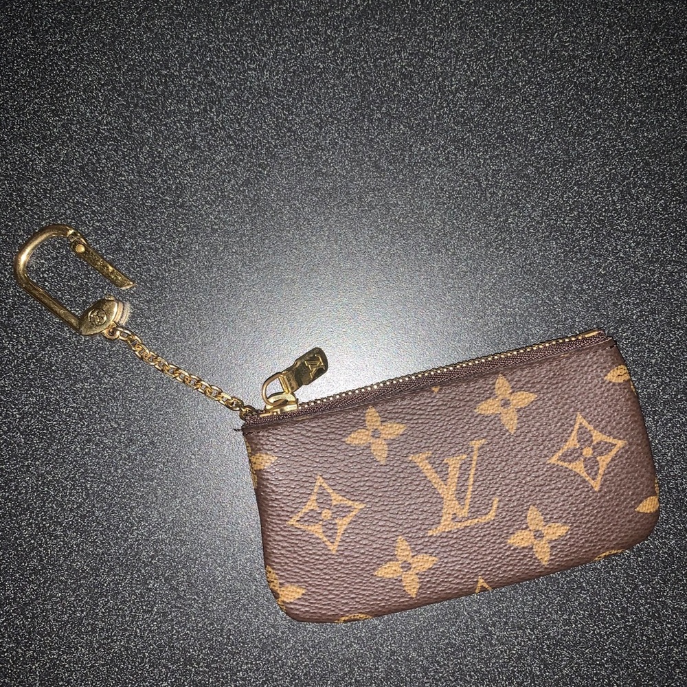 COPY - Louis Vuitton key pouch